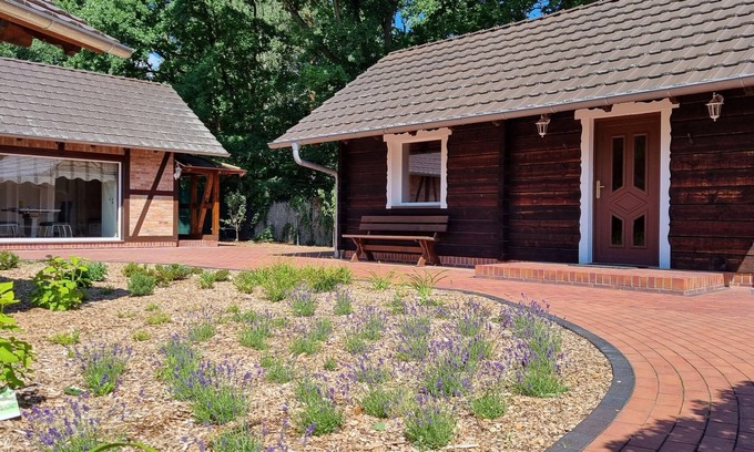 Lubben House | Elegant Holiday Home on the Spree with Spa & Breakfast