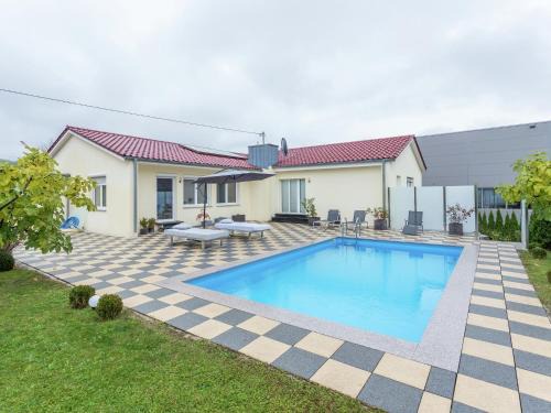 Markdorf Apartment | Inviting Markdorf Apartment with Pool and Family-Friendly Amenities