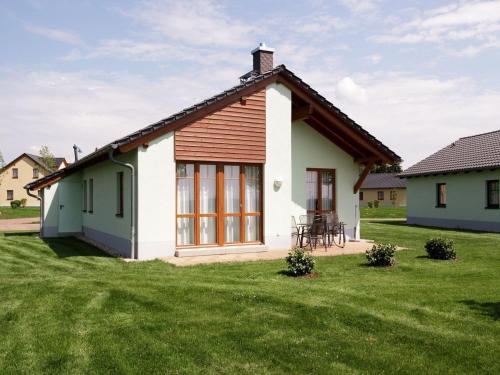 Markkleeberg House | Pet-Friendly Holiday Home in Markkleeberg with Pool Access