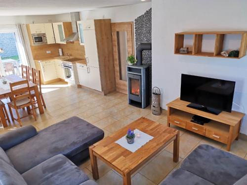 Gohrisch House | Pet-Friendly Ocean View Retreat at Ferienhaus Vetter