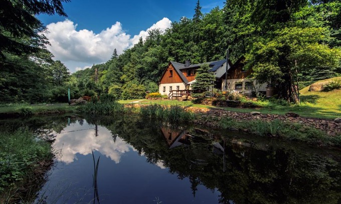 Oppach House | Discover Jägerhaus Oppach: Oceanfront Oasis for Families