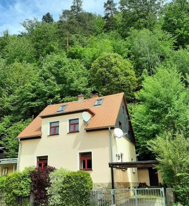 Schmilka House | Pet-Friendly Retreat at Ferienhaus Jahrhundertreisen