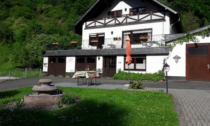 Beilstein House | Oceanfront Escape at Ferienhaus Jobelius - Rated 9/10