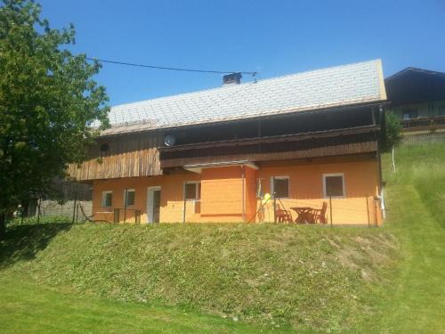 Hohenthurn House | Modern Holiday Home in Scenic Kärntner Lake Region
