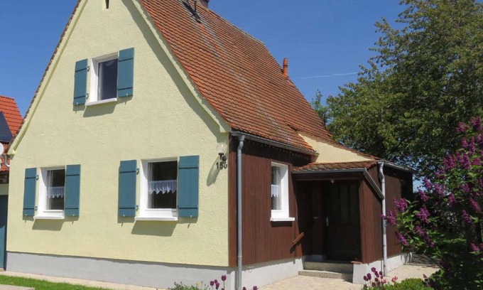 Dettenheim House | Family-Friendly Ferienhaus Jurablick with Excellent Reviews