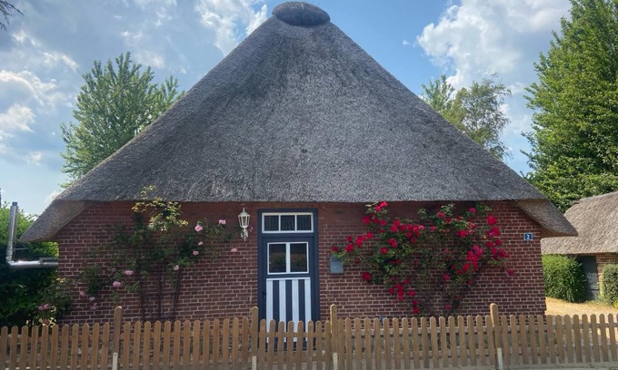 Schuby House | Discover "kätchens Glück": Family-Friendly Getaway in Schuby