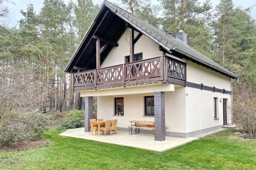 Byhleguhre House | Discover Ferienhaus Kiefernwäldchen: Family-Friendly Retreat