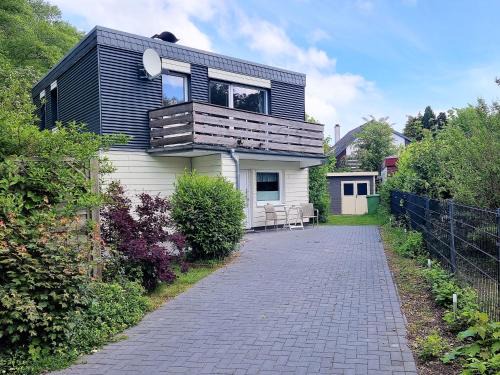 Maasholm-Bad House | Relaxing Retreat at Ferienhaus Klönstieg - Pet-Friendly Stay