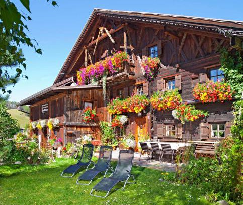 Niederthai Apartment | Pet-Friendly Ferienhaus Knor with Spa & 9.5/10 Rating