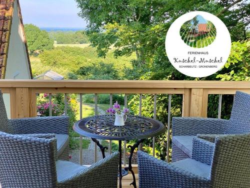 Gronenberg House | Oceanfront Getaway at Ferienhaus-Kuschel-Muschel