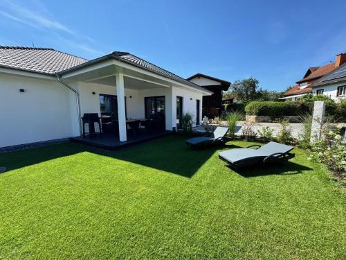 Uehlingen-Birkendorf House | Family-Friendly Escape at Ferienhaus Lencer