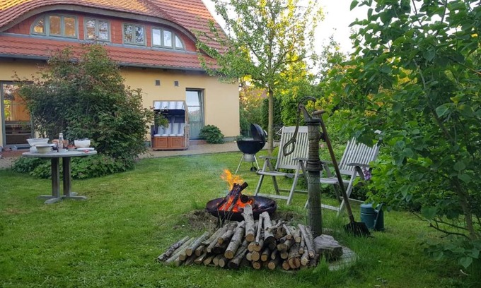 Putgarten House | Pet-Friendly Ferienhaus Leuchtfeuer: 10/10 Guest Rated