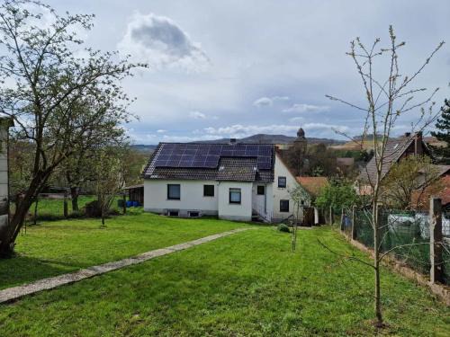 Herleshausen House | Pet-Friendly Retreat at Ferienhaus Lichtenberg for Families