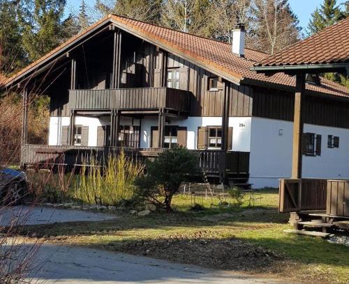 Kattersdorf House | Discover Ferienhaus MARIA: Pet-Friendly Retreat in Nature