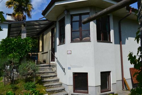 Losone House | Ferienhaus mit Garten in CH 6616 Losone Tessin Casa Sabina
