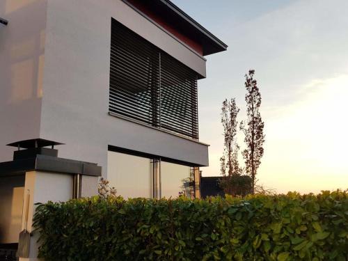 Buehlertal House | Scenic Holiday Home with Breathtaking Views & Top Amenities