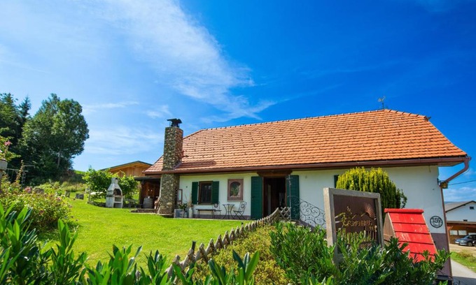 Poellauberg House | Pet-Friendly Ferienhaus Mooshöf - Guest Rated 9.9/10