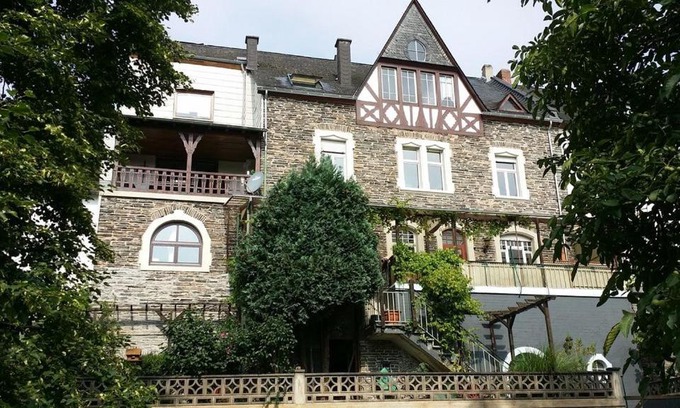 Uerzig Apartment | 'Ferienhaus Mosel' mit kostenfreien ÖPNV-Ticket