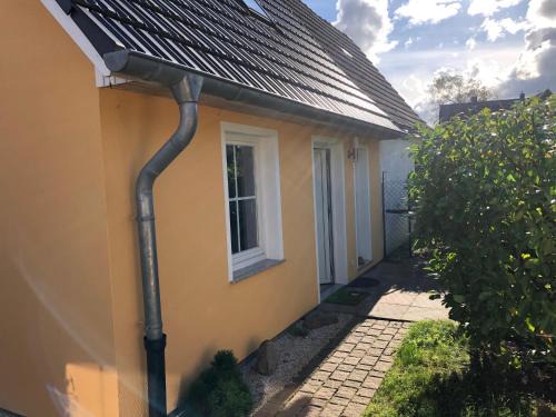 Schwarbe House | Discover Family-Friendly Ferienhaus Nordstrand - Highly Rated!