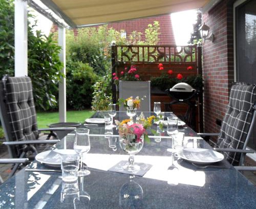 Sandkrug Apartment | Inviting Ferienhaus Robbers: 3 Bedrooms and Family-Friendly