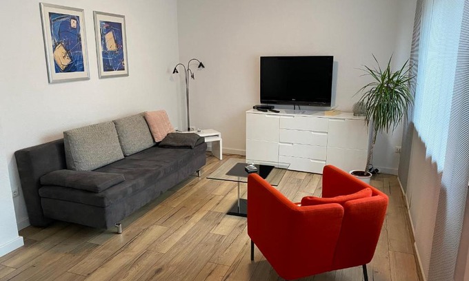 Hueckelhoven House | Family-Friendly Ferienhaus Rur with Kitchen Amenities