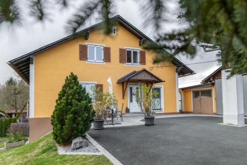 Mureck House | Ferienhaus Schantl
