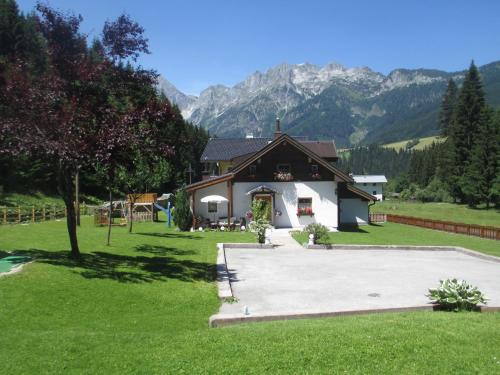 Annaberg-Lungoetz House | Guest Rated: Ferienhaus Schwarzenbacher with Oceanfront Views