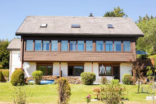 Hinterzarten Apartment | Family-Friendly Ferienhaus Völkle with Great Reviews!