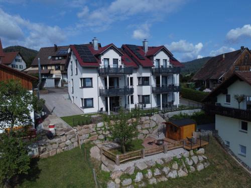 Baiersbronn House | Stunning Ferienhaus Waldschatz in Baiersbronn - 4 Star Retreat