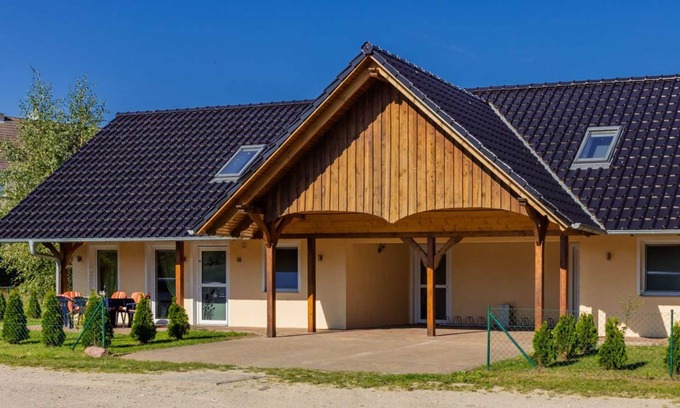 Bannemin Apartment | Enjoy Ocean Views at Ferienhaus Wiesenblick 18