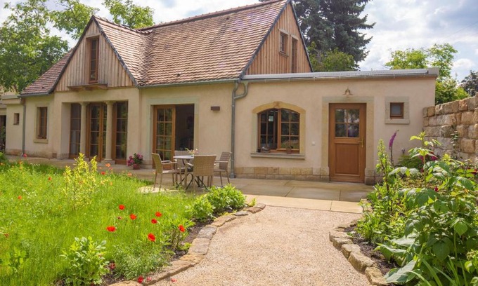 Hosterwitz House | Discover Ferienhaus Zur Ausspanne: 4-Star Guest Rated 9.7
