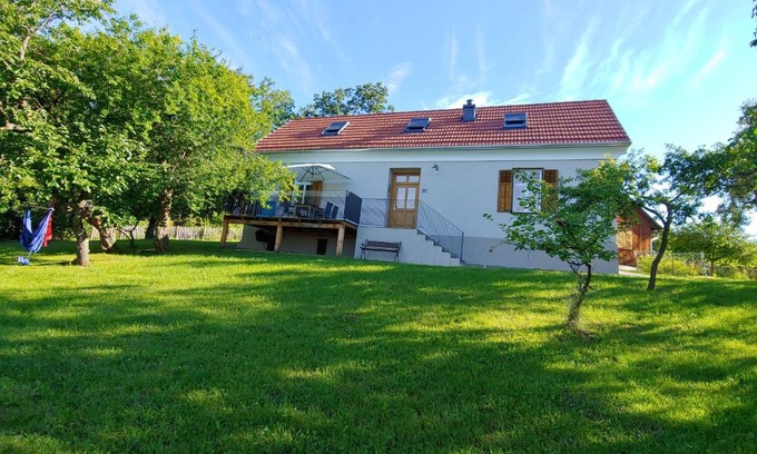 Hartberg House | Oceanfront Retreat: Ferienhaus zur Opernsängerin Awaits