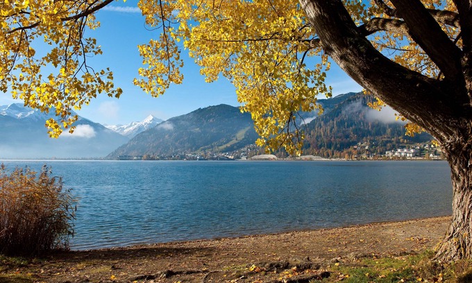 Mitterhofen House | Perfect Family Retreat in Zell am See with Sauna & Pool