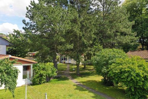 Dobin am See House | Family-Friendly Retreat at Ferienhausanlage Flessenow