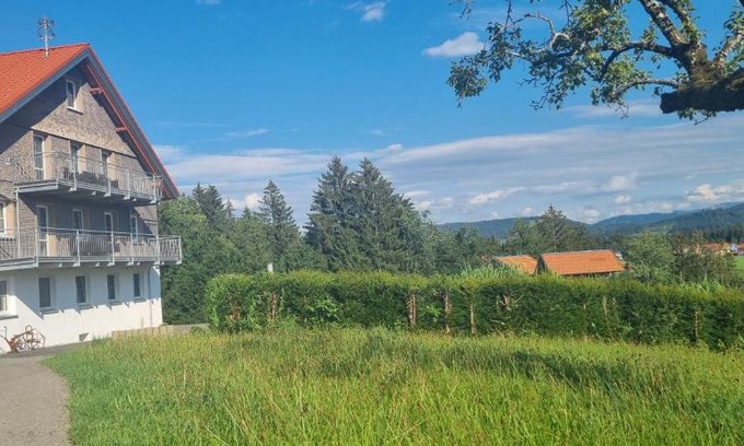 Gestratz Apartment | Relax at Ferienhof Hochglend: Pool, Hot Tub & Pet Friendly