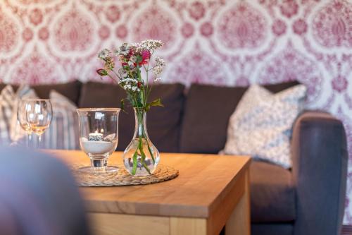 Wenkendorf Apartment | Pet-Friendly Ferienhof Marquardt with Oceanfront Pool