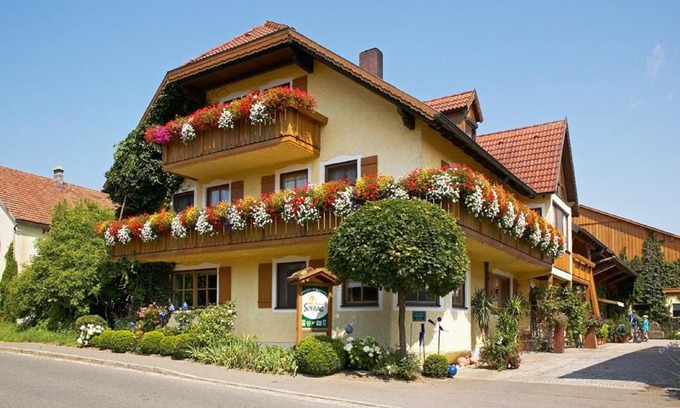 Waldmuenchen House | Family-Friendly Escape at Ferienhof Schlag - Rated 9.8/10