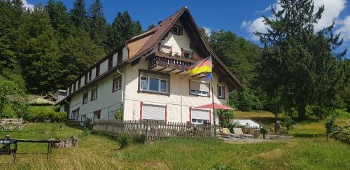 Buhlbach Apartment | Pet-Friendly Studio Fingerhut at Ferienhof Ziegler
