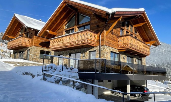 Forstau House | Experience Comfort at Ferienlodge Edelstein - 10/10 Rated!