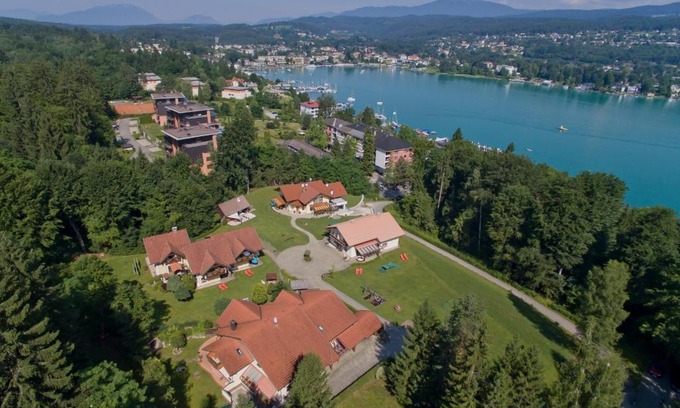 Augsdorf House | Oceanfront Bliss at Ferienparadies Truppe - Rated 9.5/10