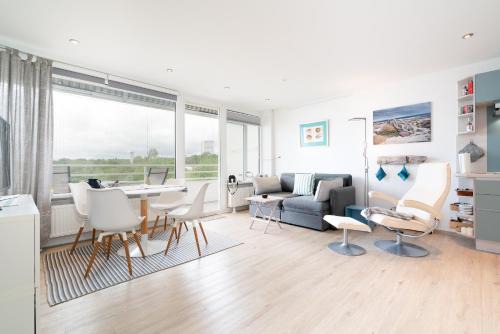 Sierksdorf Apartment | Beachfront Ferienpark Sierksdorf App 399 - Family Friendly Stay