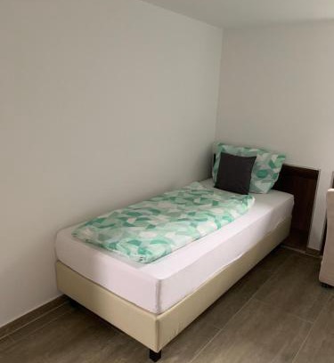 Heppens Apartment | Family-Friendly Ferienunterkunft Zeitwohnen Awaits You