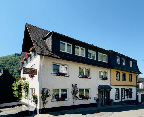Valwig House | Family-Friendly Ferienweingut Rudorfer with Kitchen Access