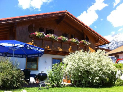 Scheffau am Wilden Kaiser Apartment | Family-Friendly Ferienwohnung Klingler with Top Ratings