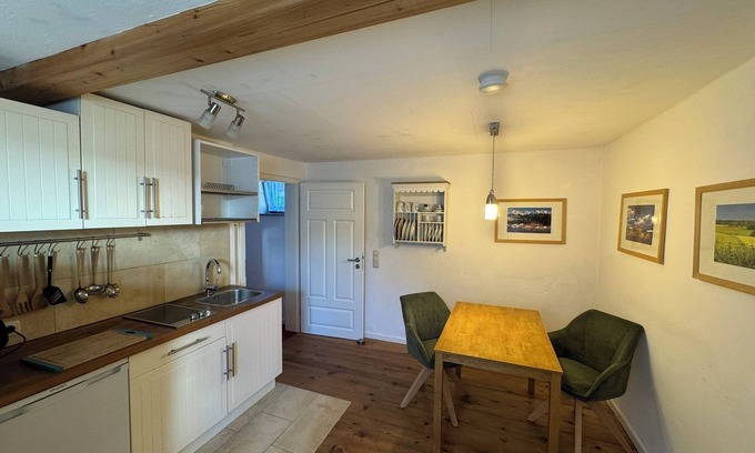 Weilheim Apartment | Central Weilheim Retreat with Breakfast & Family Amenities