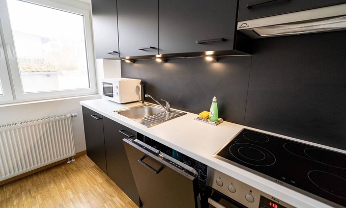 Ludwigshafen Apartment | Spacious Apartment for 8 in Ludwigshafen am Rhein