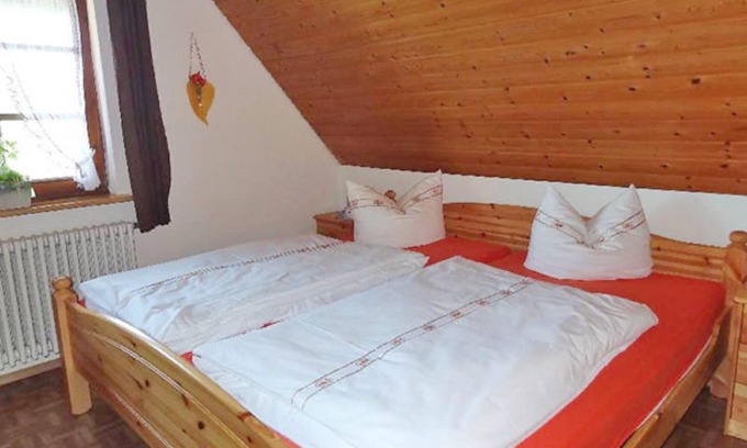 Haslach im Kinzigtal Apartment | Cozy 2-Bedroom Apartment for Families, Rated 9.8/10!