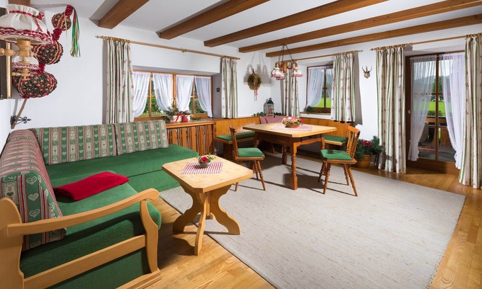 Oberschonau Apartment | Guest Rated: Ferienwohnung Hochkalter with 2 Bedrooms & Balconies