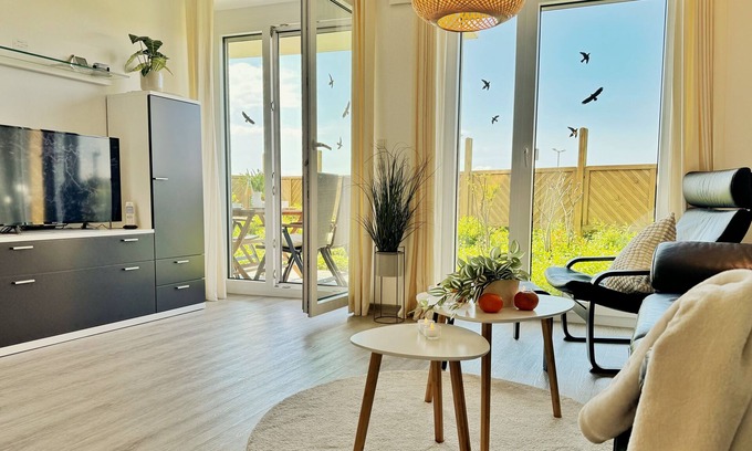 Wurster Nordseekuste Apartment | Oceanfront Apartment for 4 Guests in Neufeld - Guest Rated 10/10