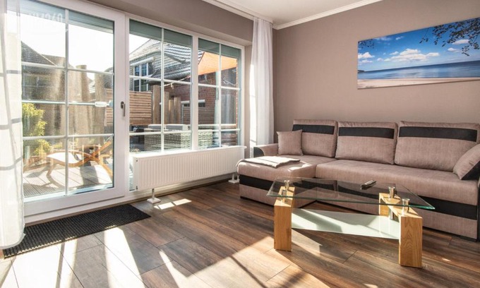 Monchgut-Granitz Apartment | Relaxing Getaway at Ferienwohnanlage ODINs Blick